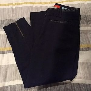 Cartonnier Blue Textured Charlie Ankle Pant